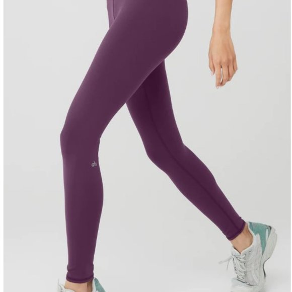 NWOT Alo HIGH-WAIST AIRBRUSH LEGGING PLUM- Size XS - Picture 4 of 4